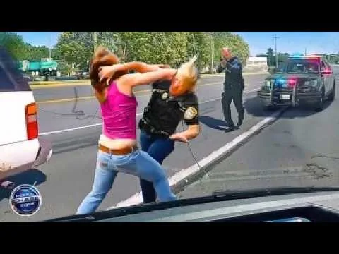 Tragique! Des moments de caméra embarquée de la police que vous ne croiriez pas s’ils n’étaient pas filmés ! #15