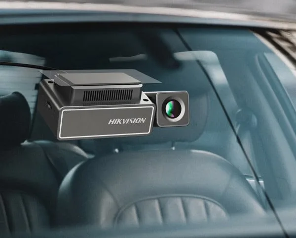 Sécurité maximale dans les rues: Dashcam 2025 avec fonctionnalités de fenouil et contrôle du son!