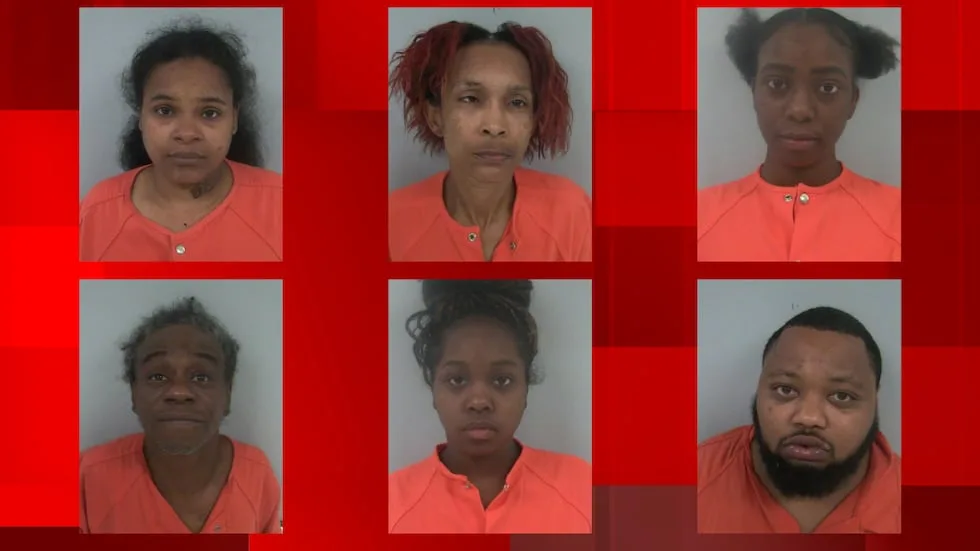 De haut de gamme: Daishanae Massey, Angel McKey, Tyshanea Randolph, Lenton Vanburen SR, Patricia ...