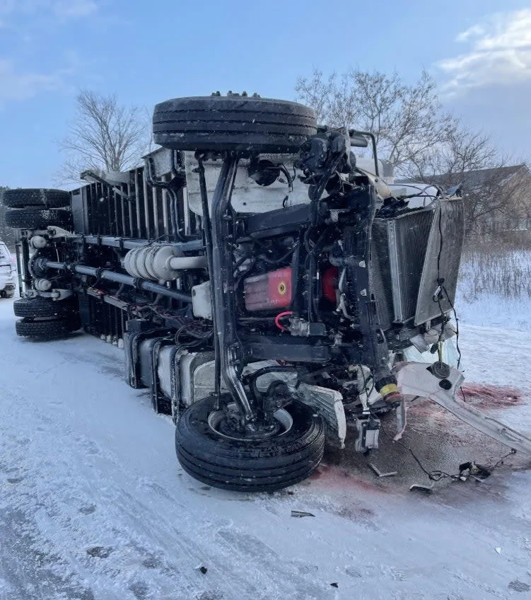 Camion sur le côté