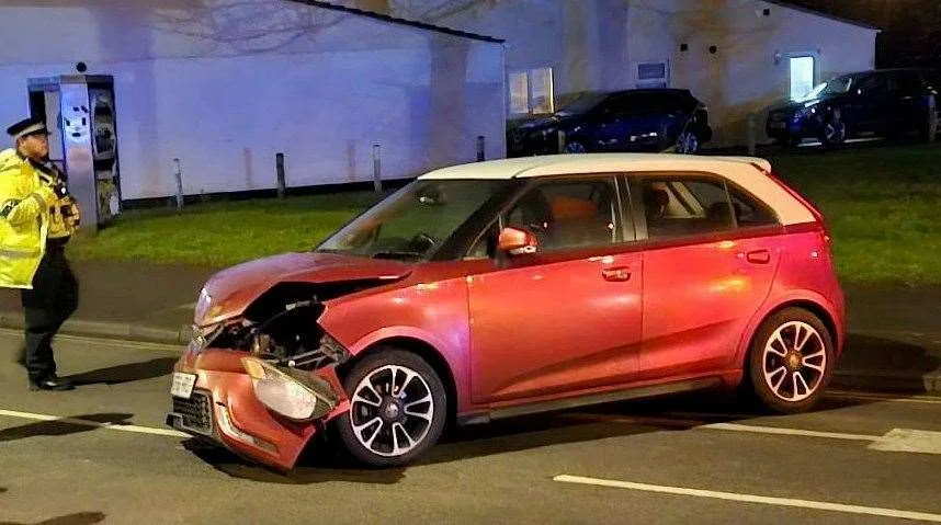 Suite de l'accident de voiture d'Adele Gough au « rond-point magique » de Swindon